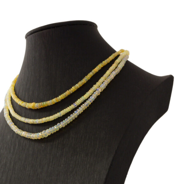 Opal Edelstein Kette (dreifach)